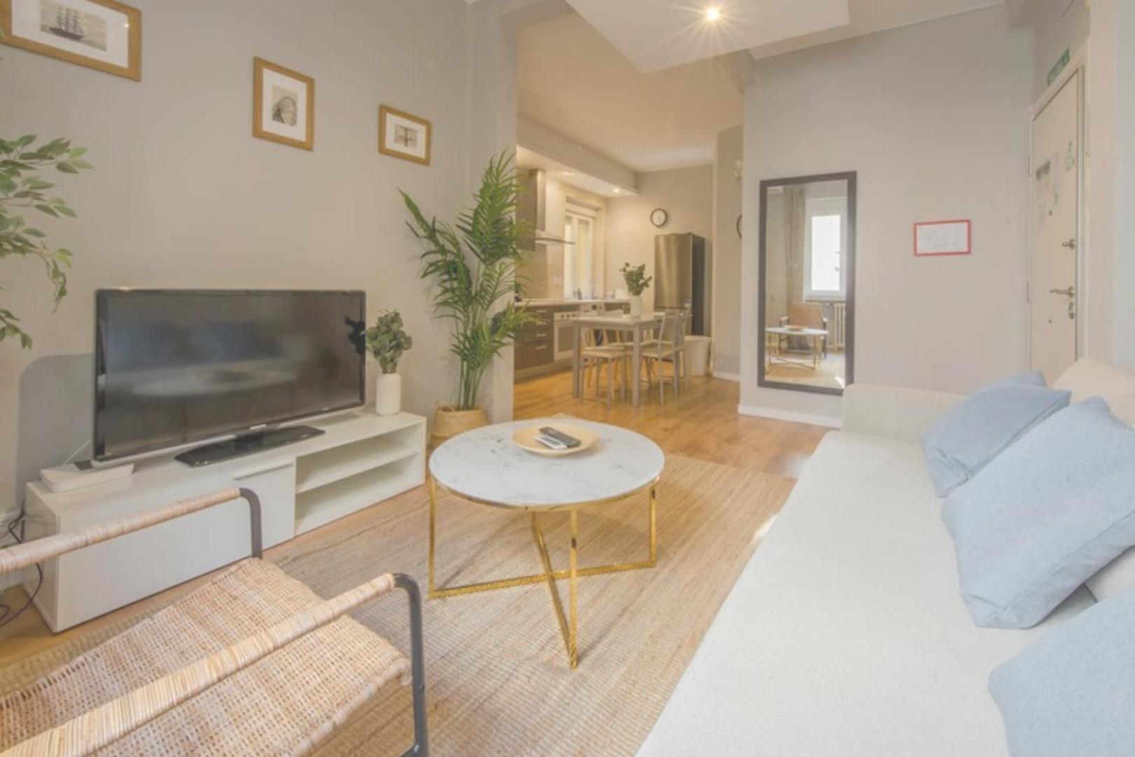 Excelente Piso De 3 Habitaciones En La Latina-Centro マドリード エクステリア 写真