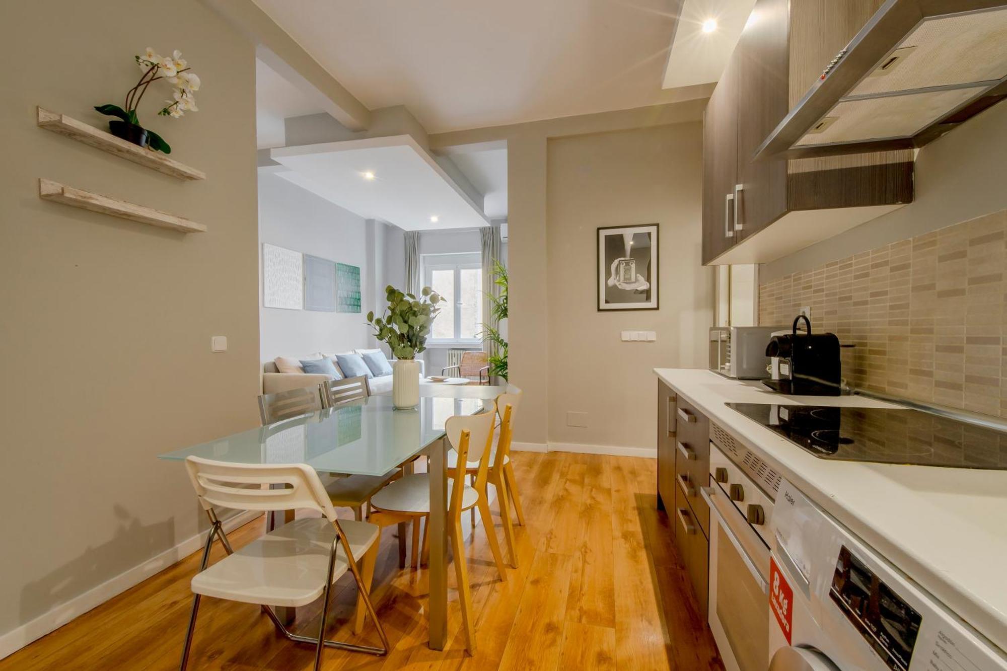 Excelente Piso De 3 Habitaciones En La Latina-Centro マドリード エクステリア 写真